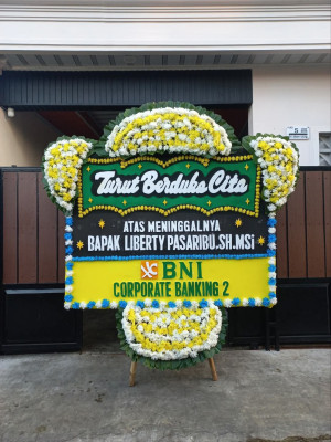 Papan Bunga Duka di Ngada