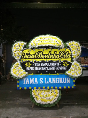Papan Bunga Duka di Ngada